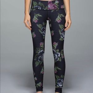 Lululemon Wunder Under